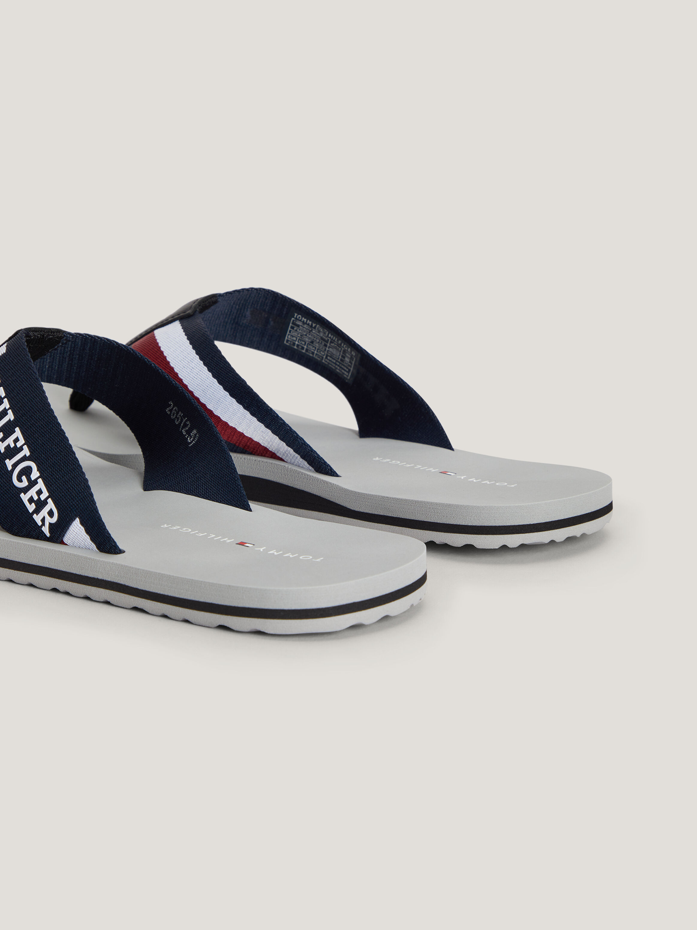 Tommy sales slides men