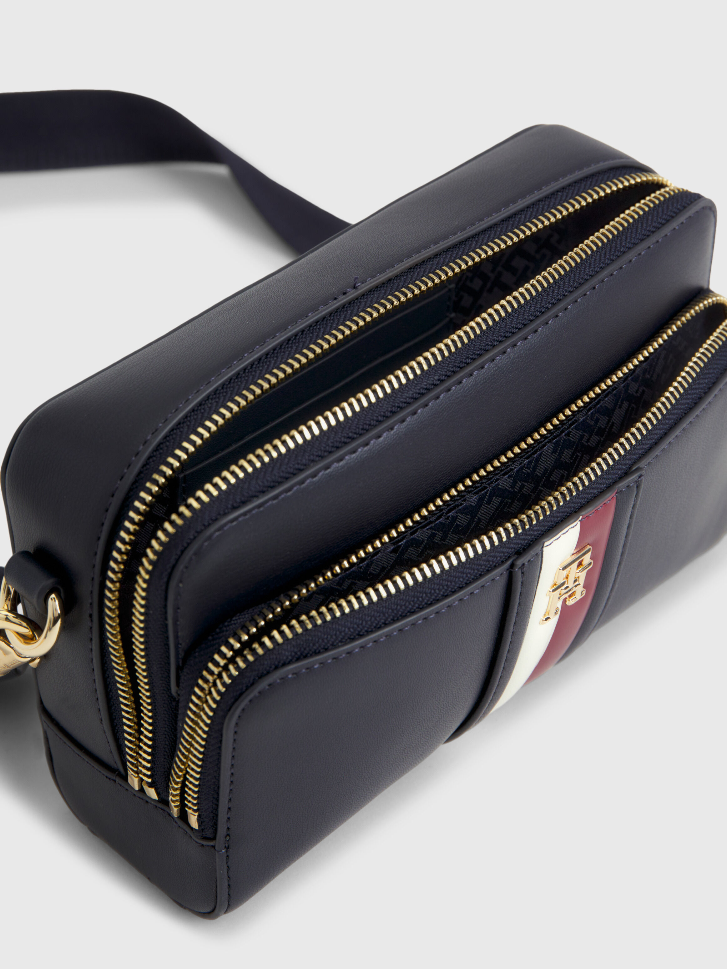 Tommy hilfiger tape waist 2024 bag