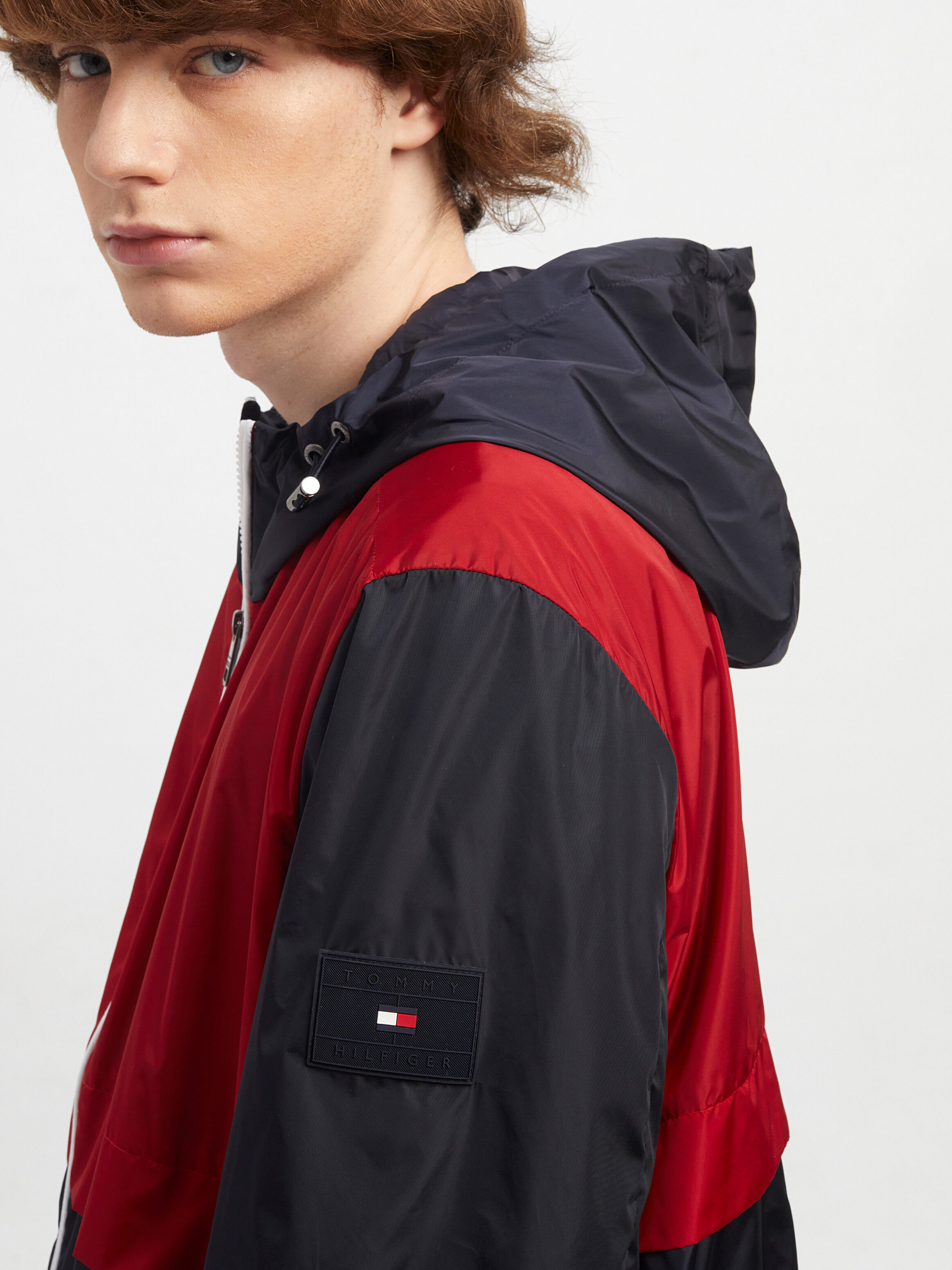 Tommy hilfiger packable windbreaker hotsell