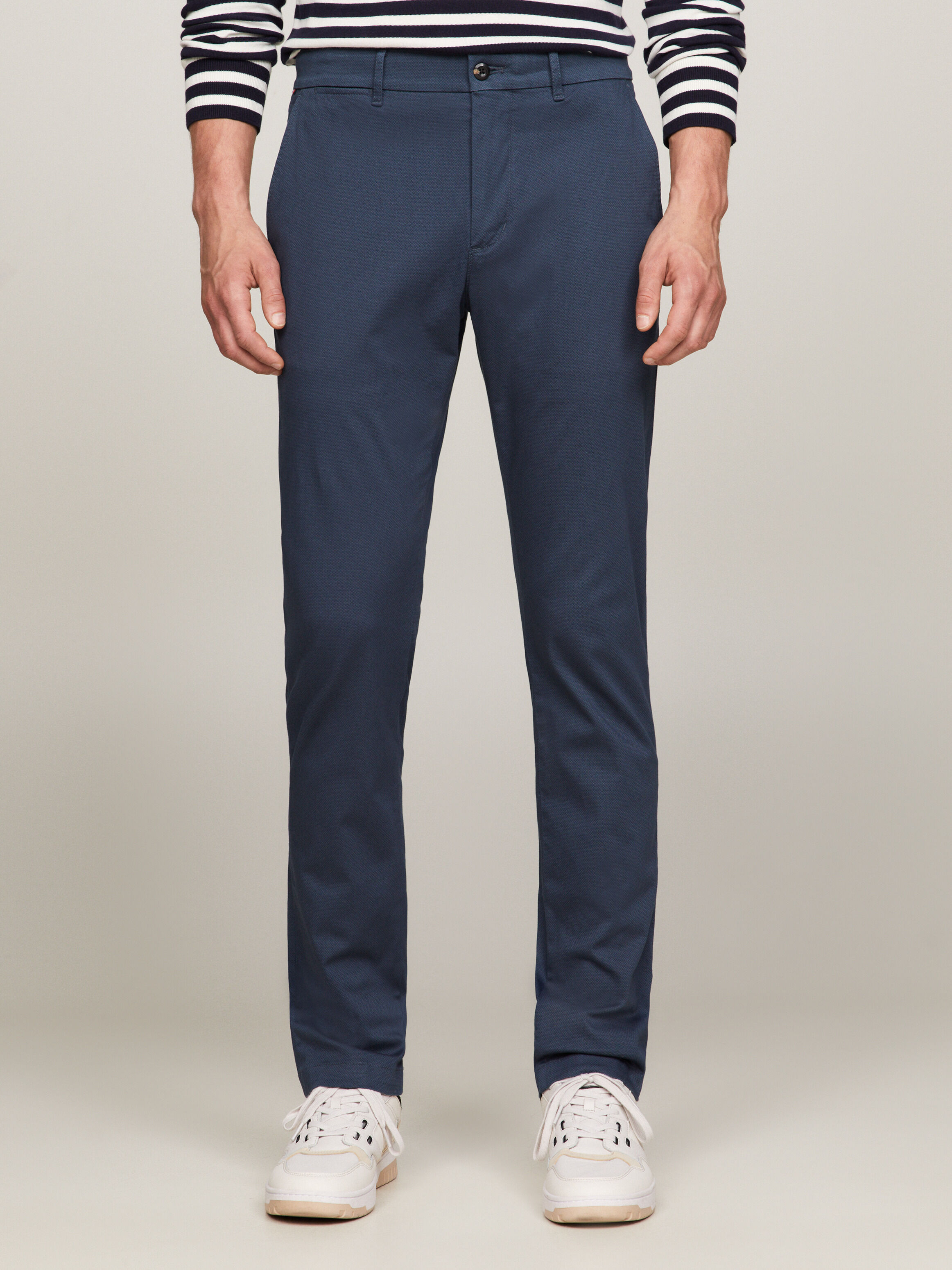 Tommy hilfiger bleecker slim fit chino sale