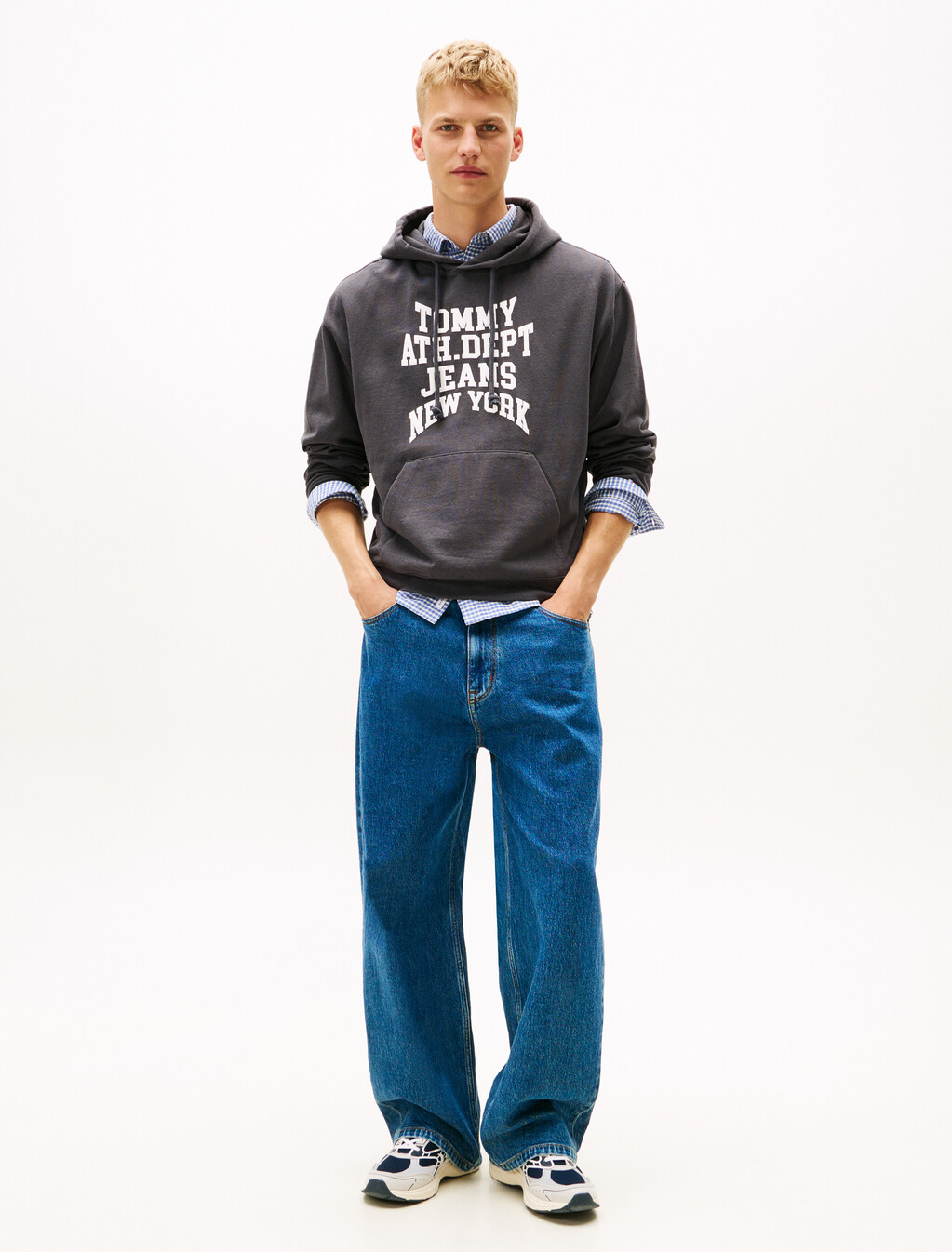 Heritage '90s Varsity Hoody, Washed Black, hi-res