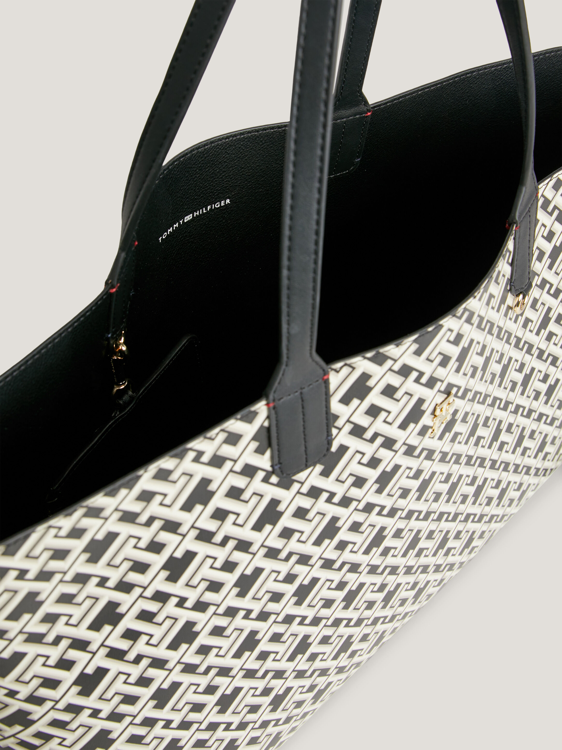 Iconic TH Monogram Tote black Tommy Hilfiger Taiwan
