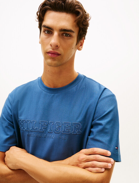Logo Embroidery Relaxed Crew Neck T-Shirt