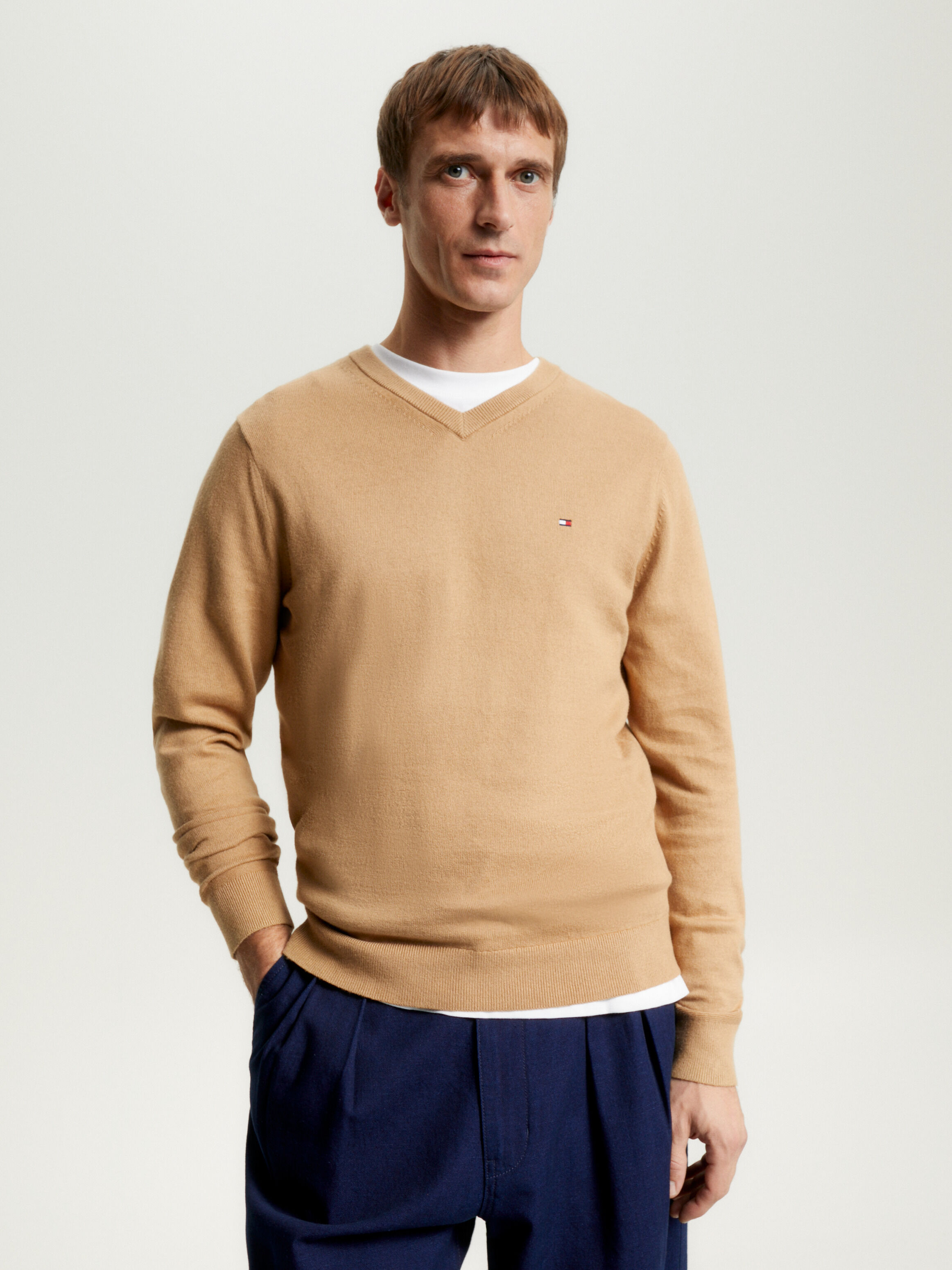Tommy hilfiger clearance cream jumper