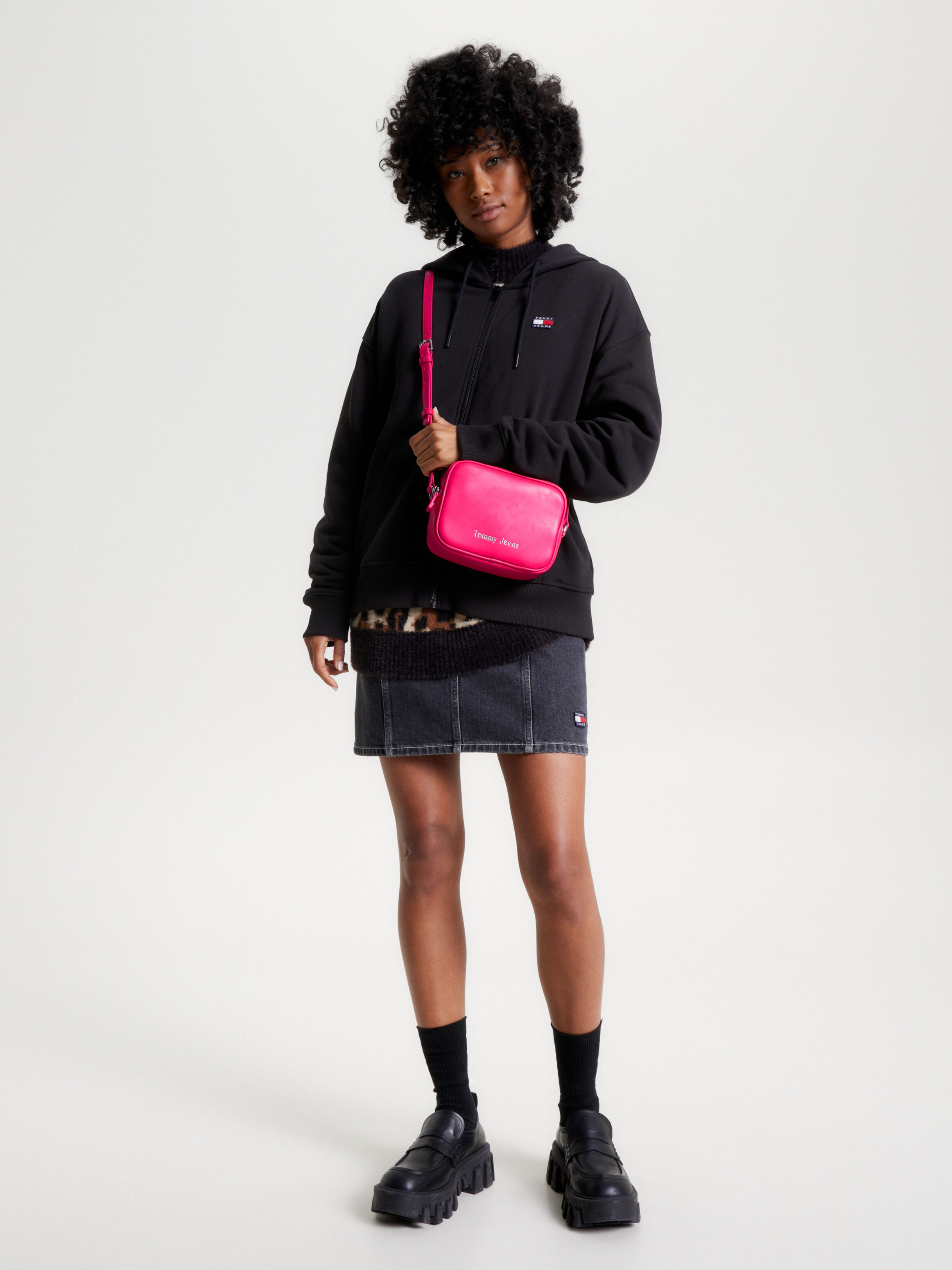Tommy jeans camera bag hotsell