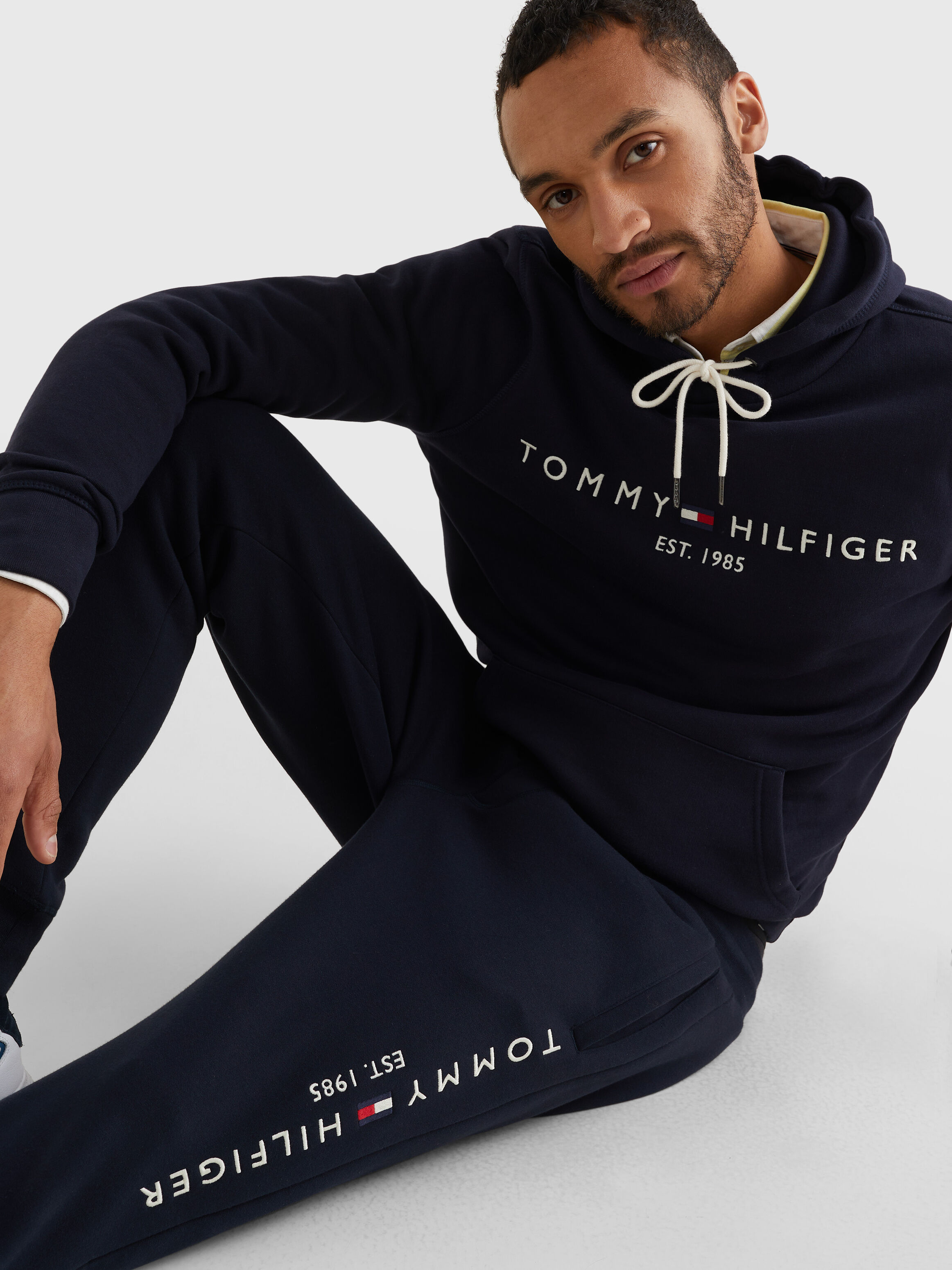 Tommy hilfiger sky hotsell captain hoodie