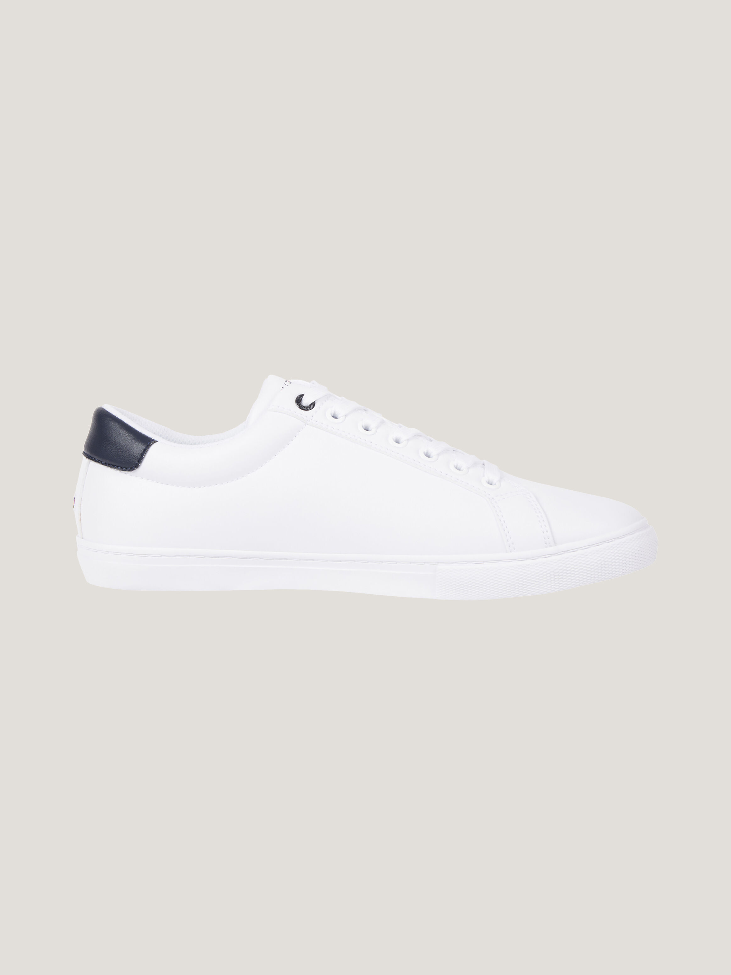 Tommy hilfiger playful badge sneakers online