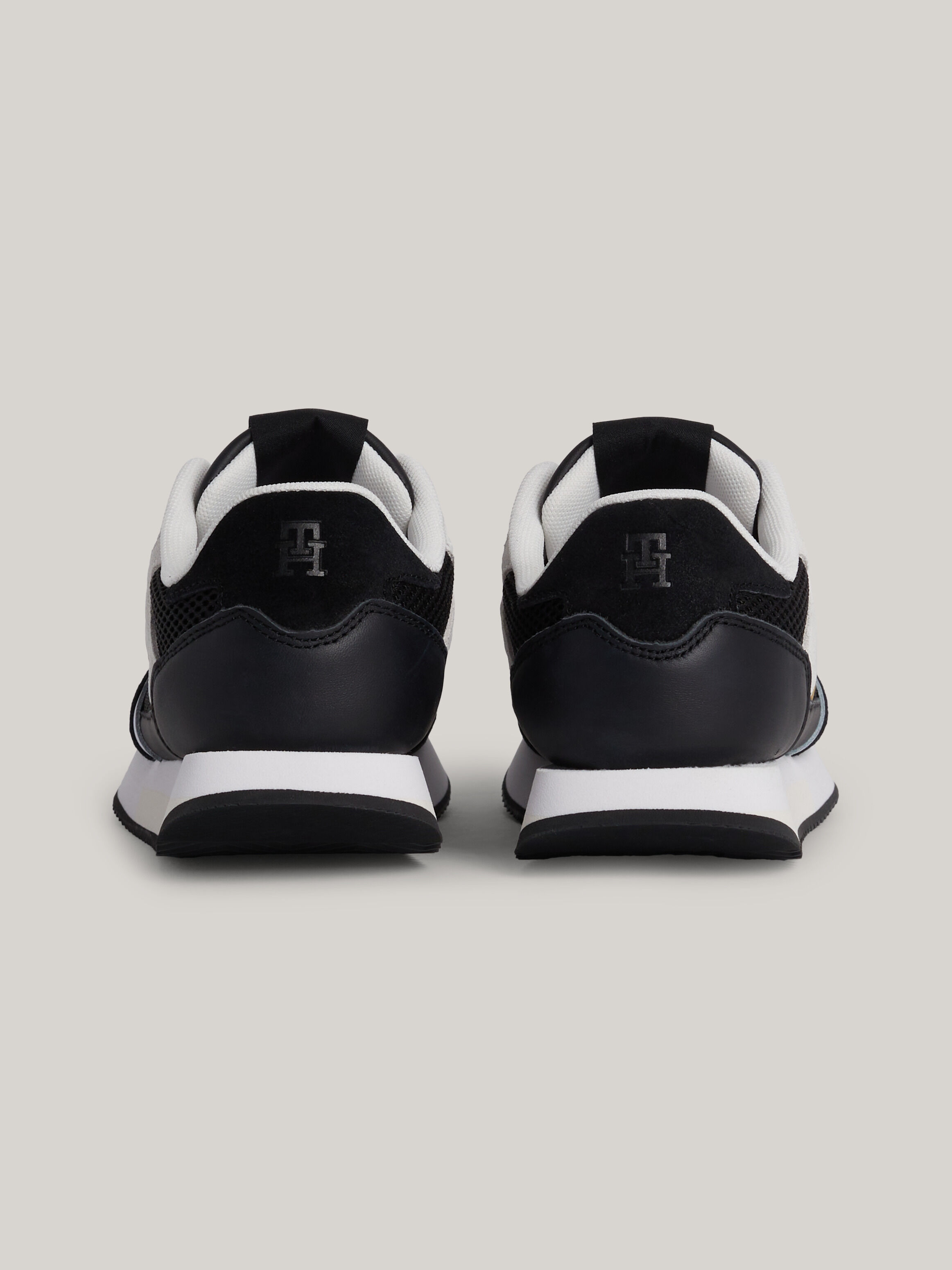 Tommy hilfiger cheap female sneakers