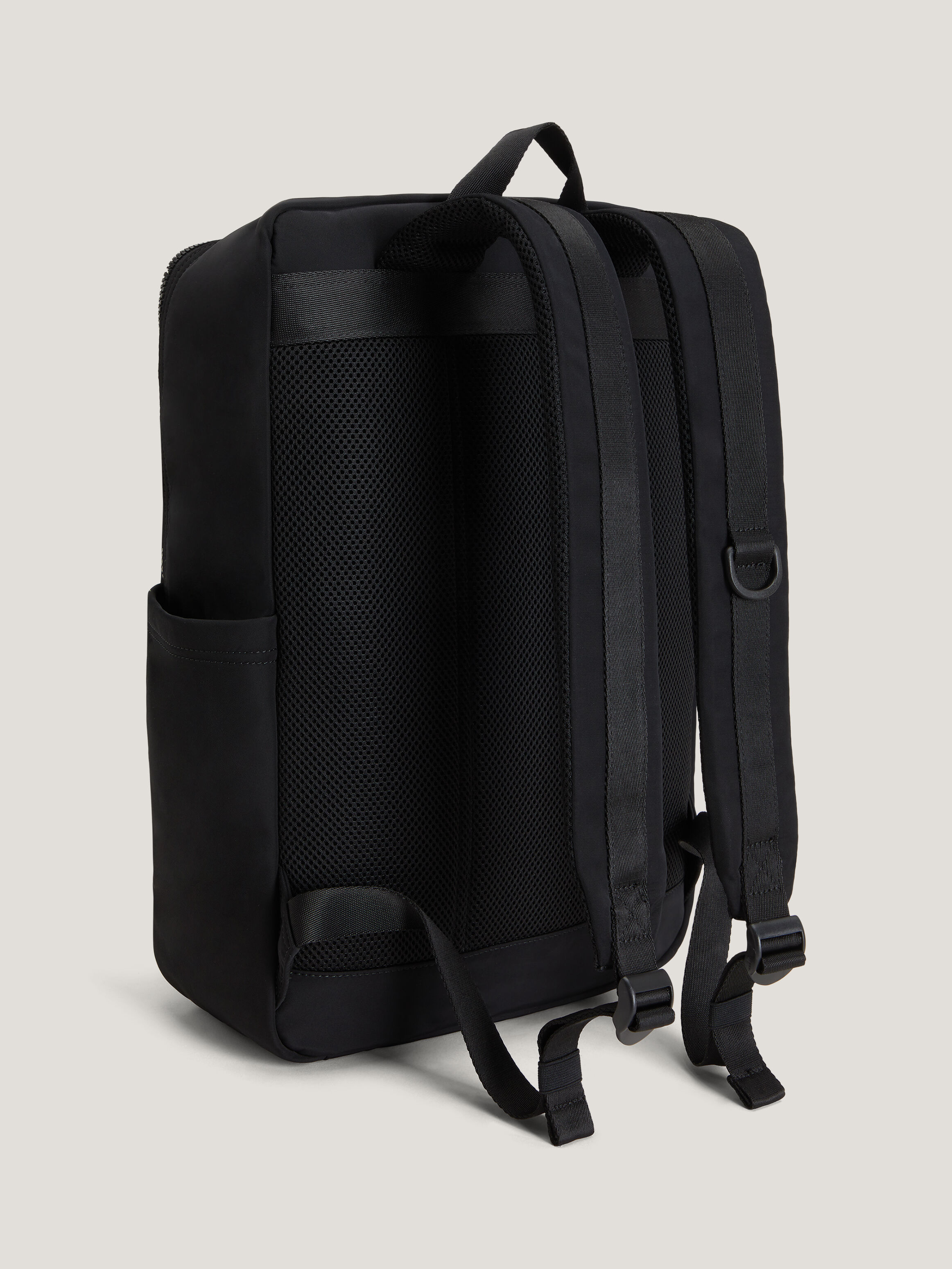 Bags for men near me online