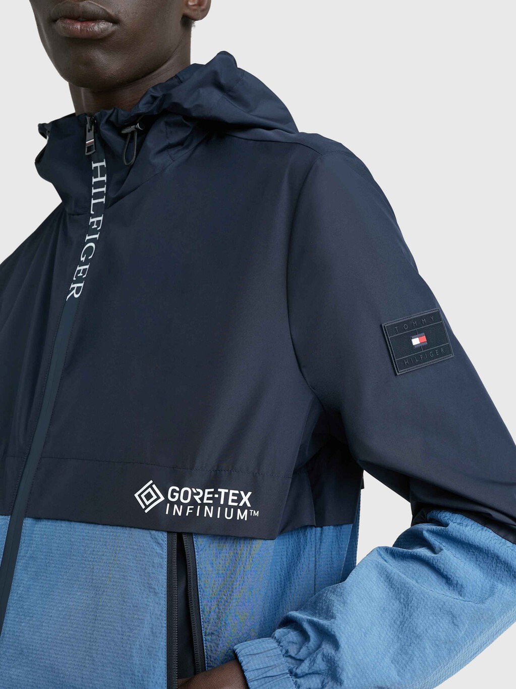 GORE-TEX Colour-Blocked Hooded Jacket, Desert Sky, hi-res