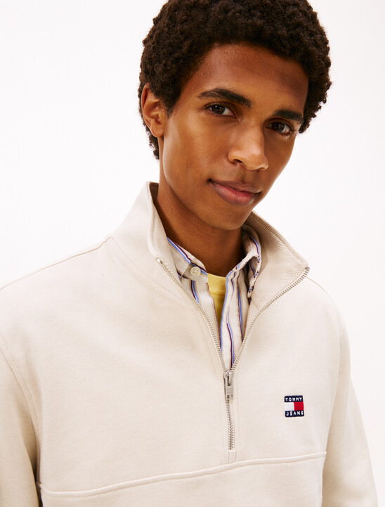 Tommy Badge Quarter-Zip Jumper
