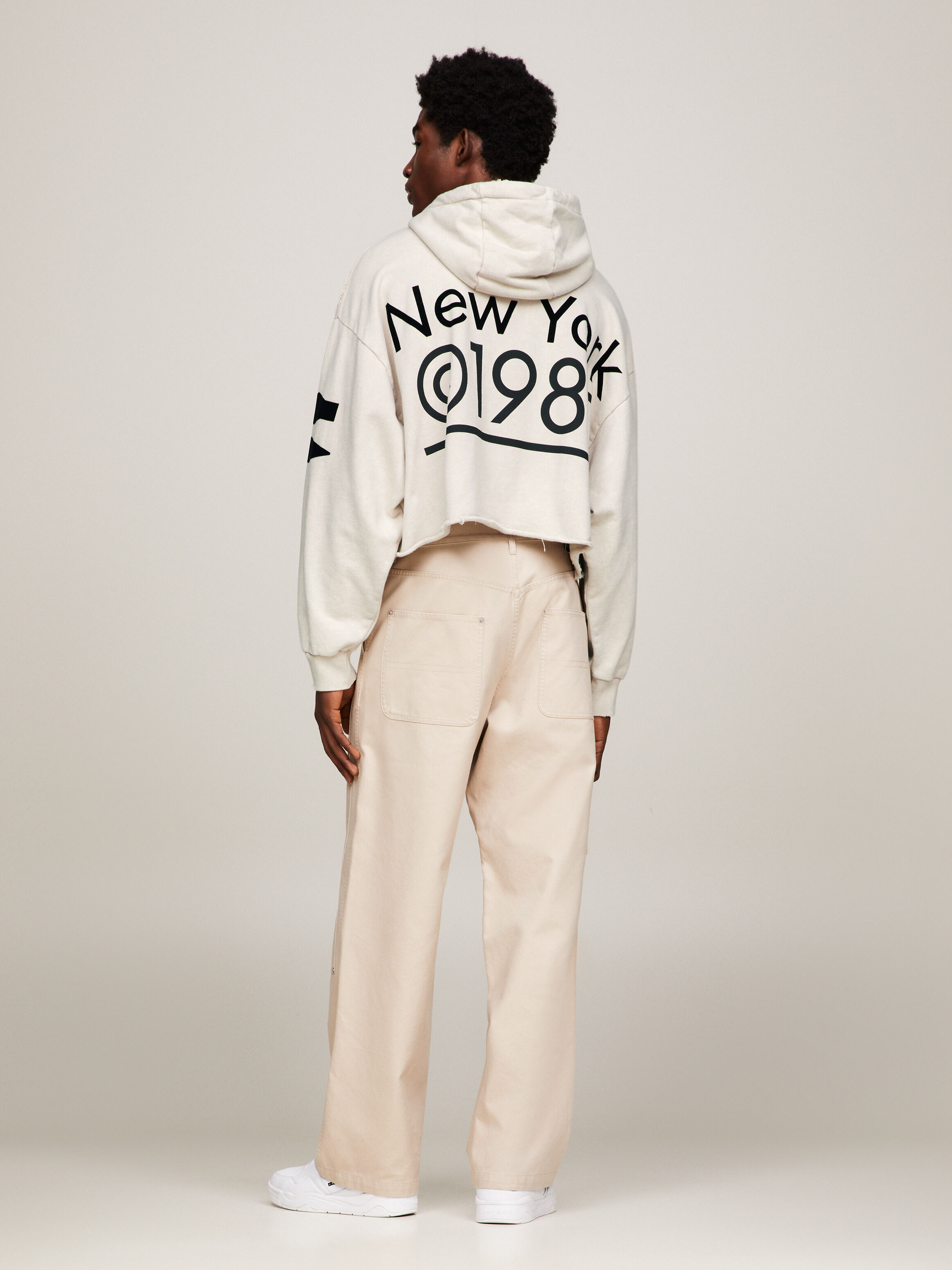 Tommy online hoodie sale