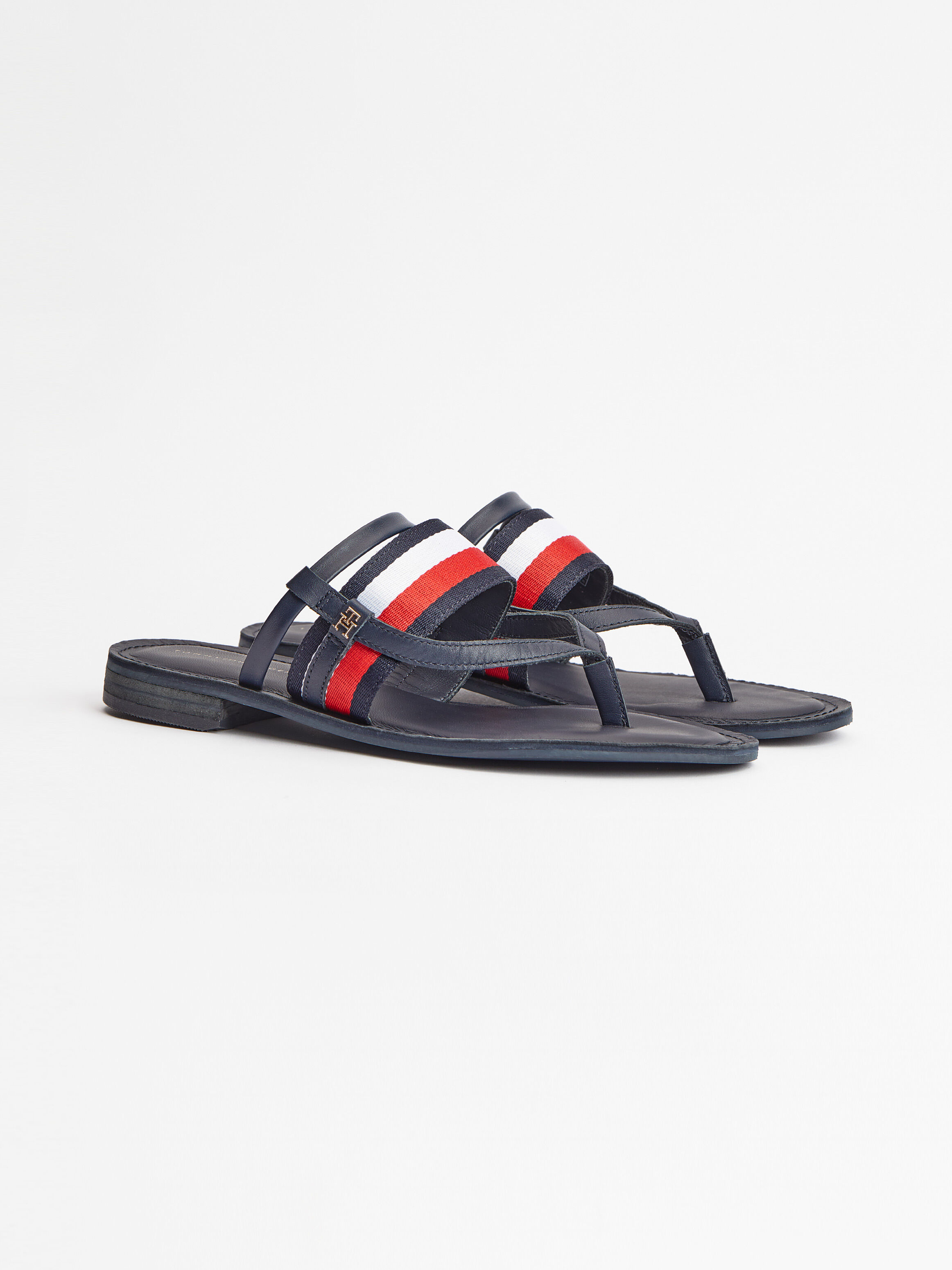 Tommy hilfiger sale sliders sale