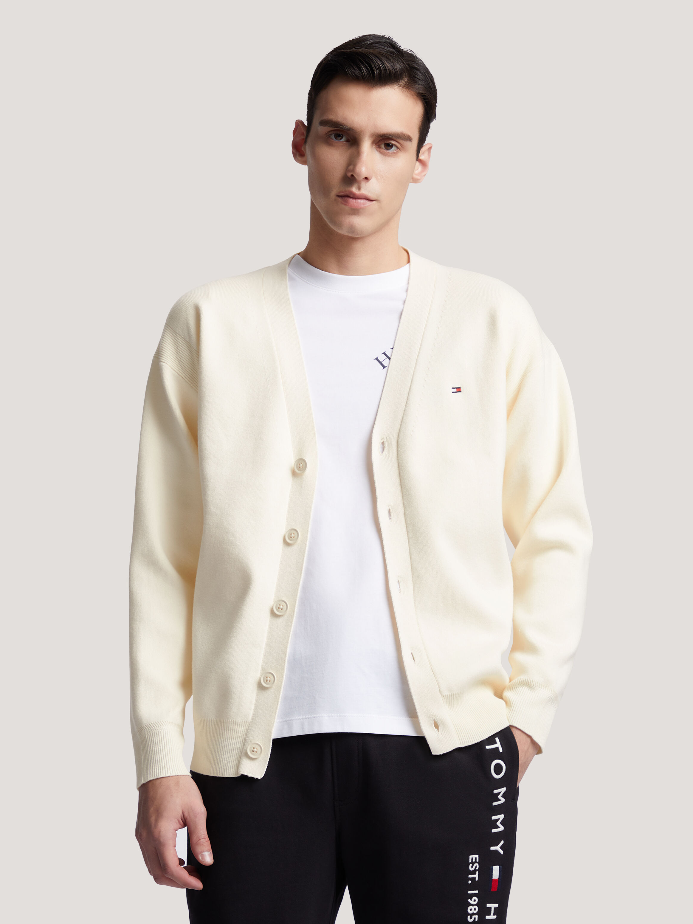 Tommy hilfiger essential flag sale