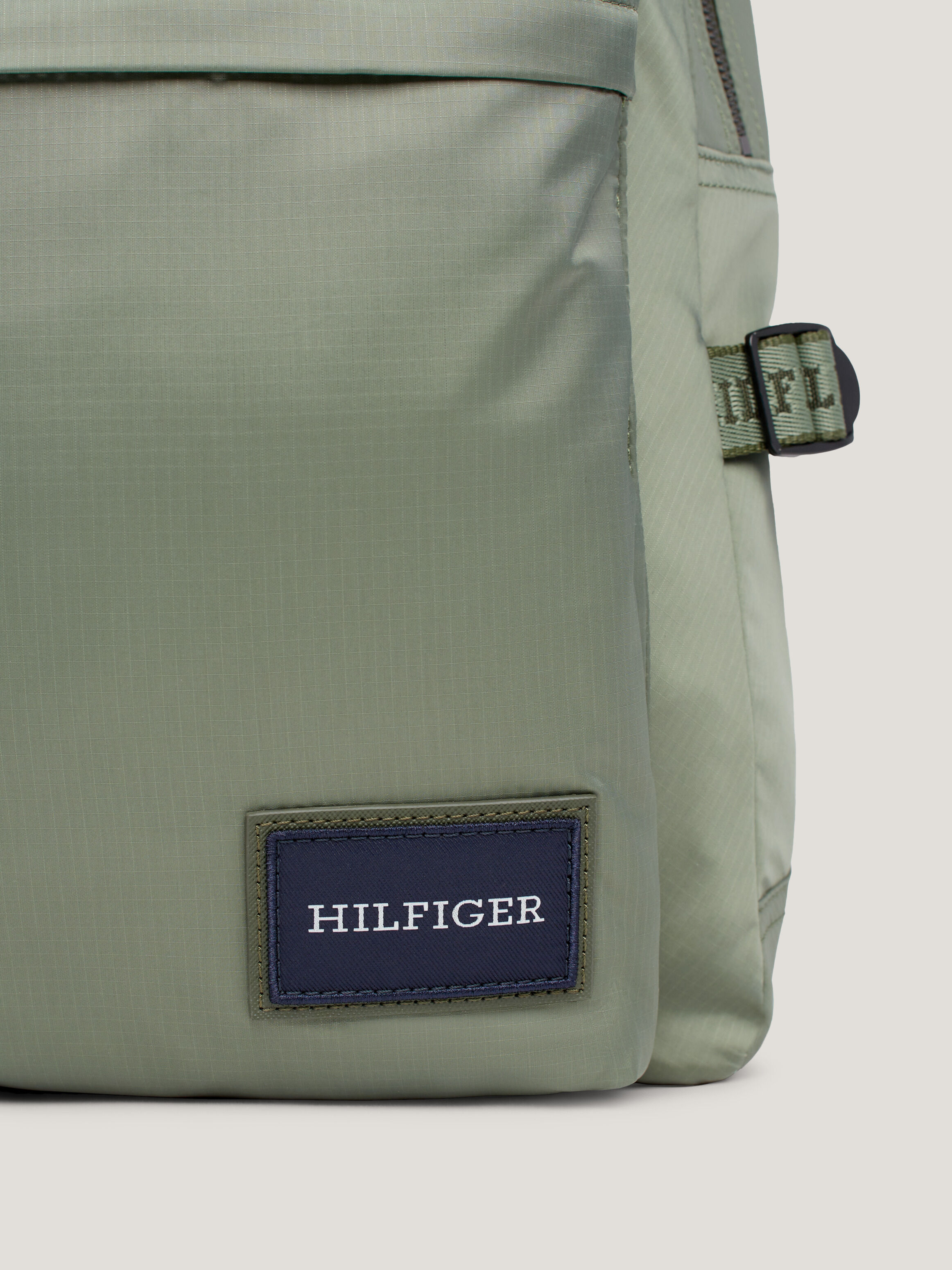 Tommy hilfiger paola mini backpack store