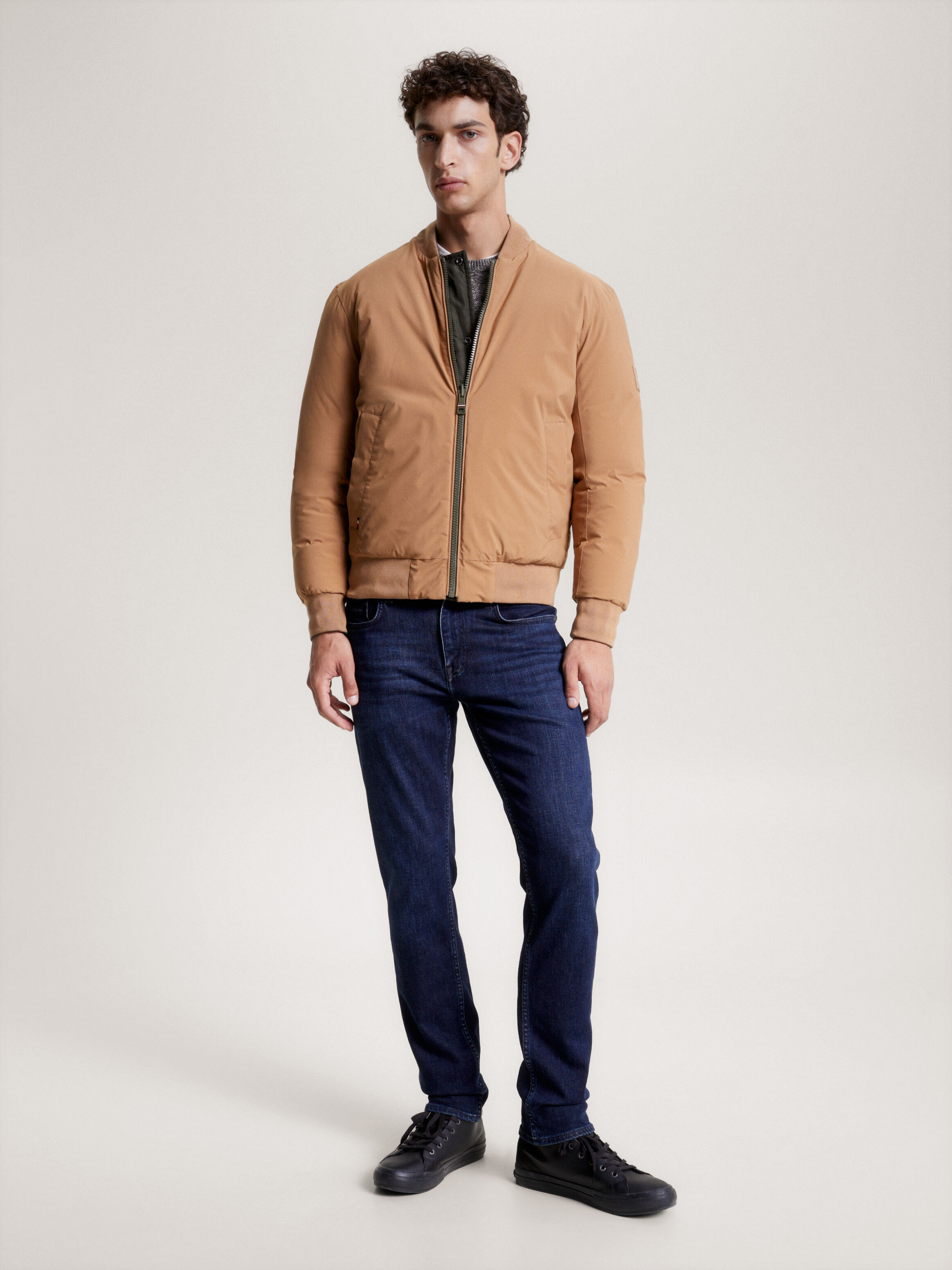 Tommy hilfiger deals reversible nylon bomber