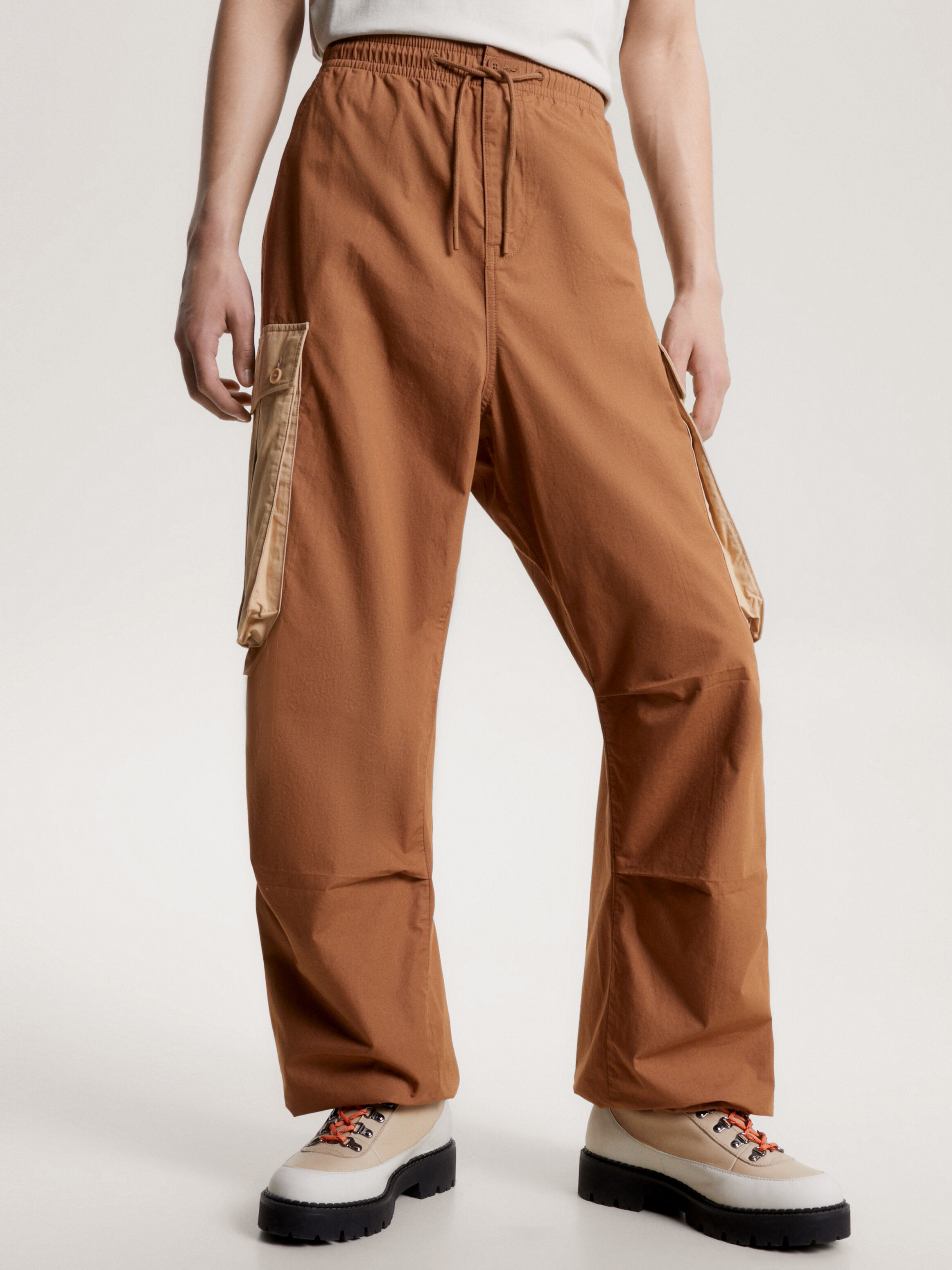 Khaki sales trousers cargo