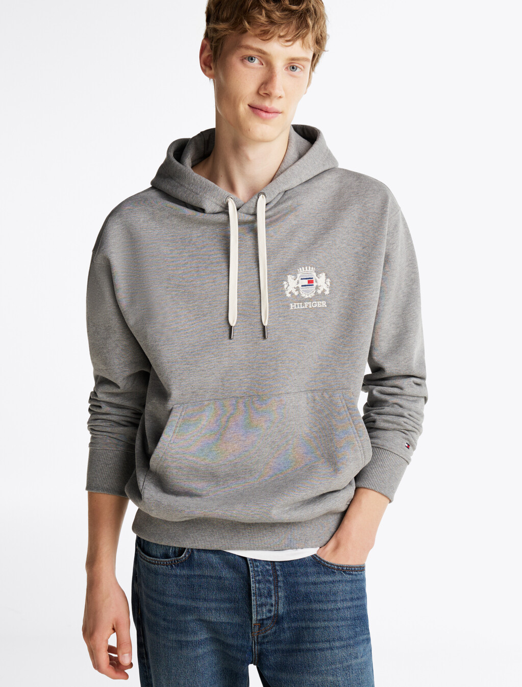 Small Crest Embroidery Hoodie, Medium Grey Heather, hi-res